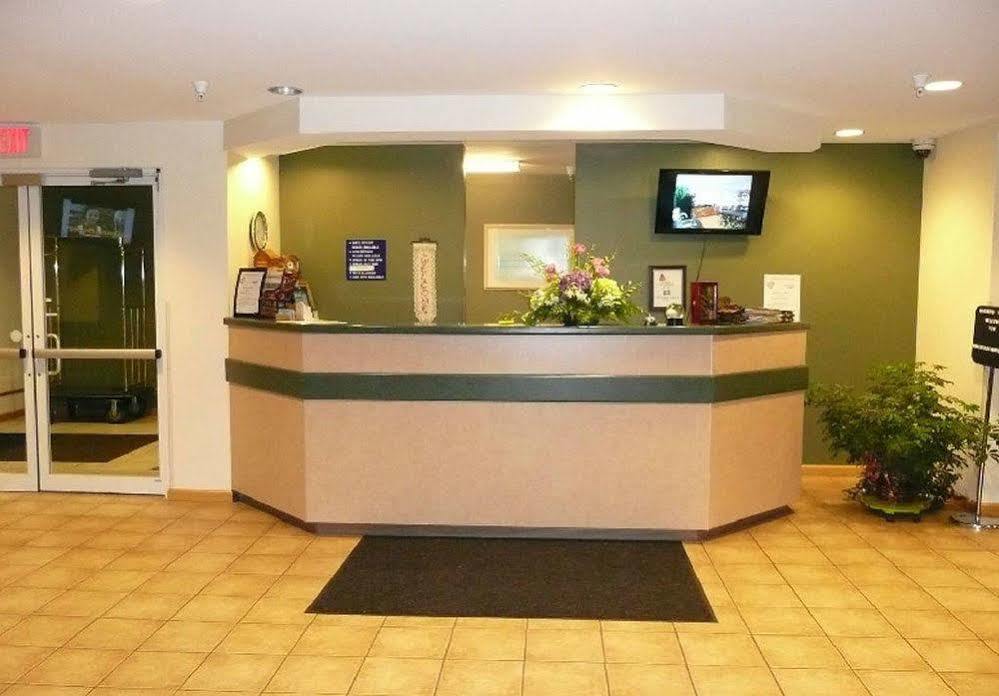 Mariner's Village Resort Carlyle Esterno foto